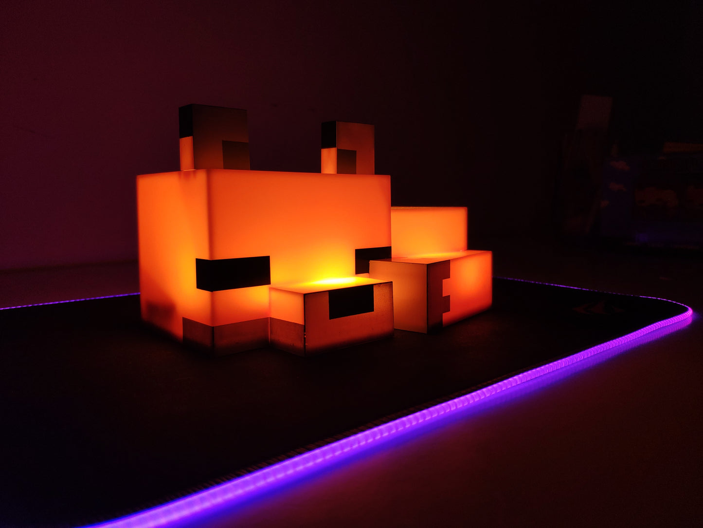 Lámpara Zorro Pixel – Dale Luz Épica a Tu Setup Gamer